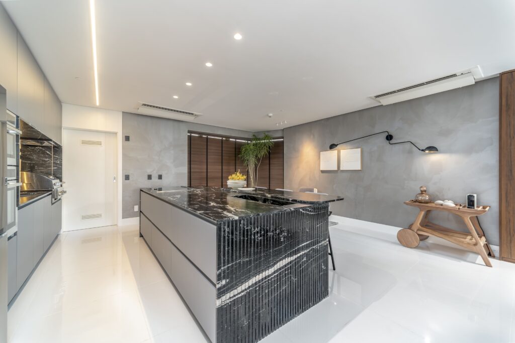 yatchouse_t2_3001-170